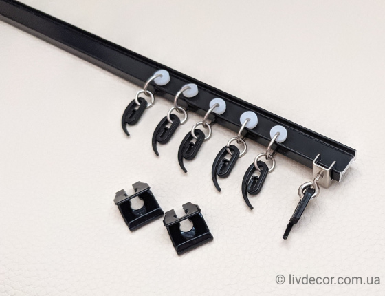 Т-Профіль LUX посилений з металевим роликовим бігунком Чорний (укомплектований) з чорним гачком